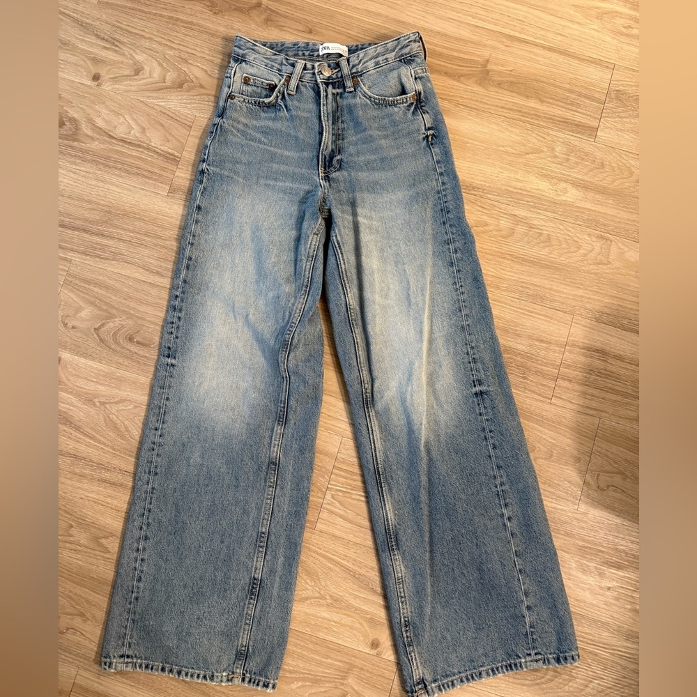 Zara Wide Leg Jean